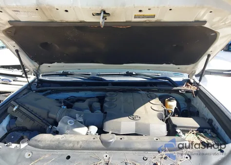 2018 Toyota 4Runner Limited from USA, damaged, VIN JTEZU5JR0J5169120